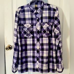 Woman’s Underarmour Flannel